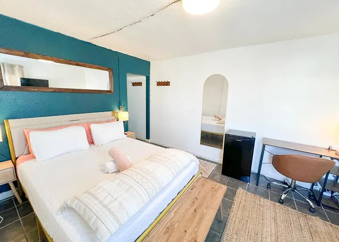 Ith San Diego Beach Bungalow Surf Hostel (Adults Only)