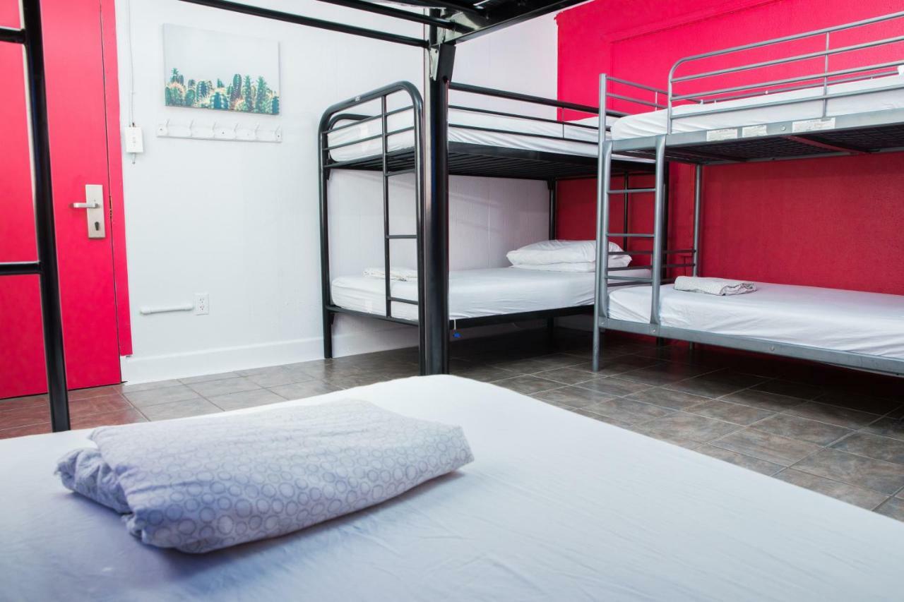 Ith Surf (adults Only) Hostal *